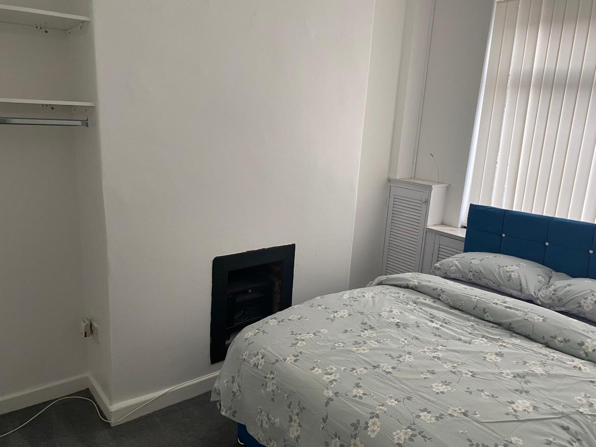Marvellous Room 1 Stoke-on-Trent 外观 照片